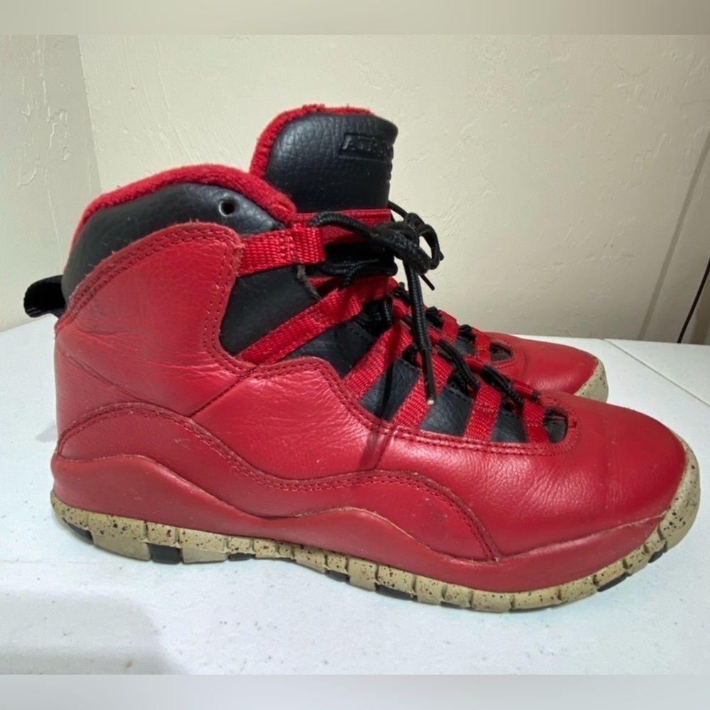 Nike Air Jordan 10 Retro Bulls Over Broadway Red Sneakers Sz 6 Y 705179-…